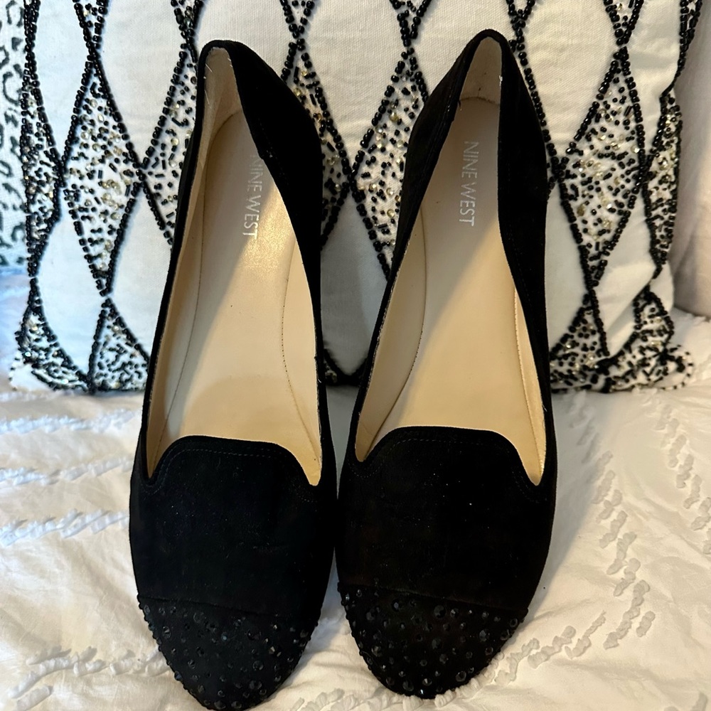 Black flats